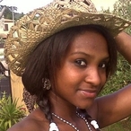 Kenza - Viroinval - Namur | Milf